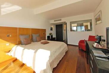 پانسیون Cassis Loc   Chambre Meublée