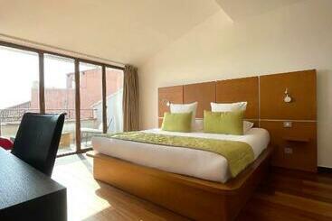 پانسیون Cassis Loc   Chambre Meublée