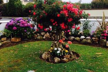 تختخواب و صبحانه Woodleigh Lodge