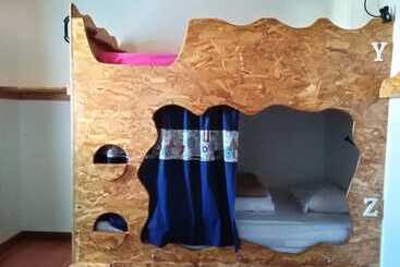 Guest House Host O Morro Hostel