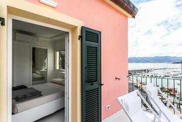 پانسیون Al Molo Sea View Rooms