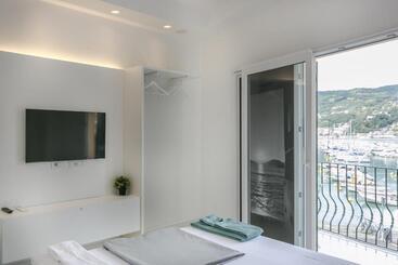 پانسیون Al Molo Sea View Rooms