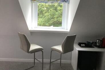 پانسیون Little London Bed & Breakfast And Glamping Pod