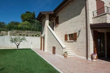 B&b L  Antica Fonte