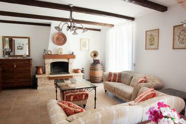 B&b L  Antica Fonte