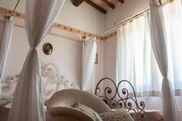 B&b L  Antica Fonte