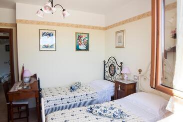 B&b L  Antica Fonte