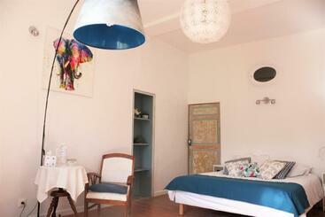 تختخواب و صبحانه H2o Chambres D Hôtes