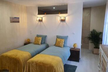 تختخواب و صبحانه H2o Chambres D Hôtes