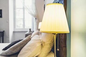 تختخواب و صبحانه H2o Chambres D Hôtes