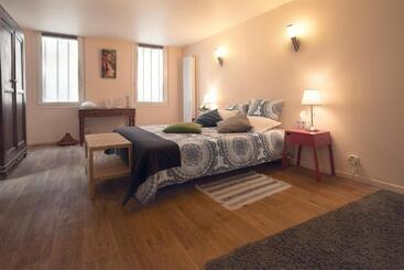 تختخواب و صبحانه H2o Chambres D Hôtes