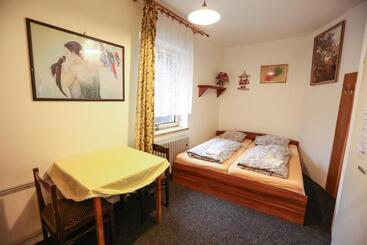 Hostel Klondike