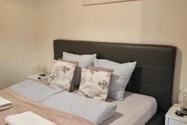 پانسیون Eden Center Home