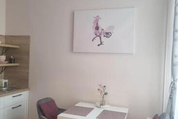 پانسیون Eden Center Home