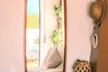پانسیون Ericeira Soulsurfers Guesthouse
