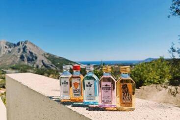تختخواب و صبحانه Finca Oliva