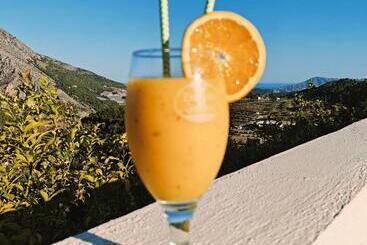 تختخواب و صبحانه Finca Oliva