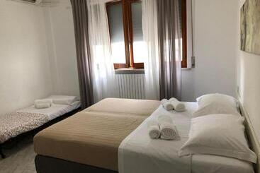 تختخواب و صبحانه Le 4 Stagioni Rooms