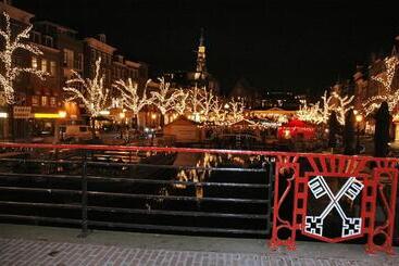 تختخواب و صبحانه Nr22 Leiden
