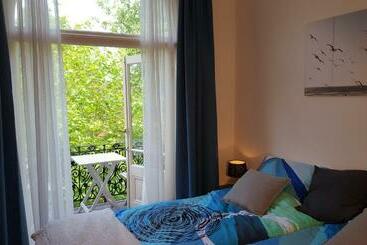 پانسیون City Lodge Stay A While