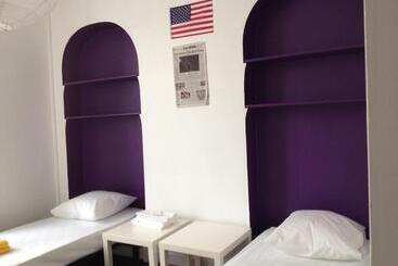 هاستل Venez Dormir Chez Nous  #condom#gascogne#d Artagnan#armagnac#le Bonheur Est Dans Le Gers