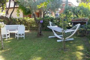 تختخواب و صبحانه A Casa Di Gabri