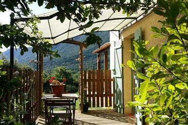 ベッドアンドブレックファースト La Claouzo