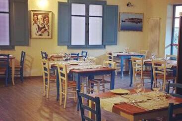 پانسیون S Apposentu Teuladesu Affittacamere Del Ristorante Da Stefano