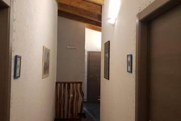 پانسیون S Apposentu Teuladesu Affittacamere Del Ristorante Da Stefano