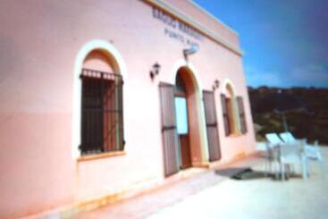 هتل B&b Baglio Maragani