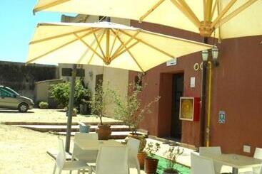 هتل B&b Baglio Maragani
