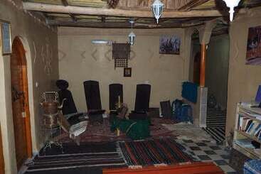 پانسیون Dar Tiwira