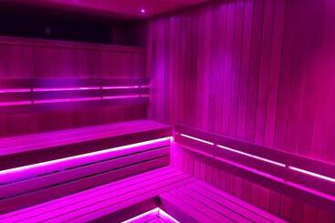 هتل Ashbys Accommodation & Spa Hire