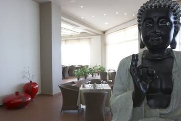 هتل Atrium Platinum Resort & Spa
