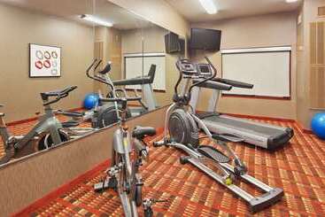 هتل Best Western Plus Austin Airport Inn & Suites