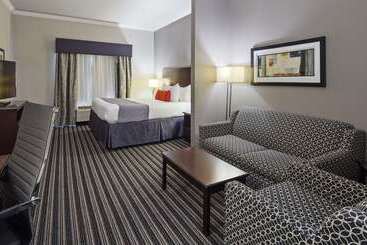 هتل Best Western Plus Austin Airport Inn & Suites