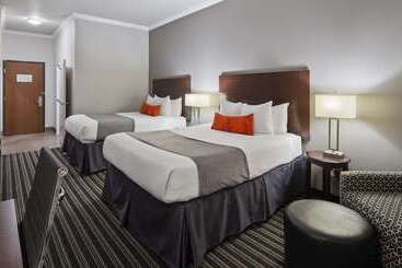 هتل Best Western Plus Austin Airport Inn & Suites