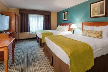 هتل Best Western Plus Traverse City