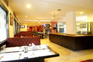Click Hotel Yuvraj