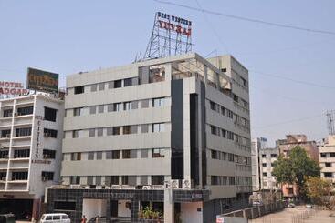 Click Hotel Yuvraj