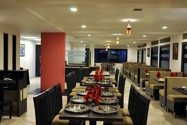 Click Hotel Yuvraj