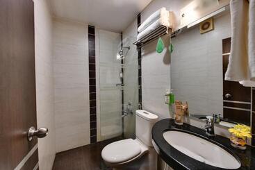Click Hotel Yuvraj