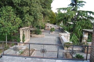 هتل Cittadella Laudato Si