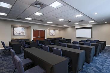 هتل Courtyard Austin Airport