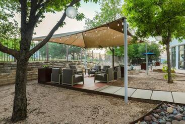 هتل Courtyard Austin Airport