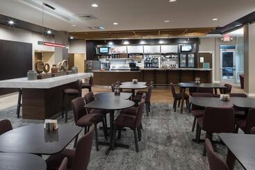 هتل Courtyard By Marriott Austin Parmer Tech Ridge