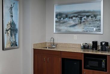 هتل Courtyard By Marriott Austin Parmer Tech Ridge
