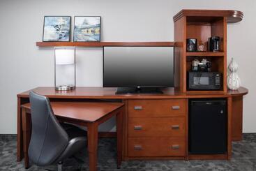هتل Courtyard By Marriott Austin Parmer Tech Ridge