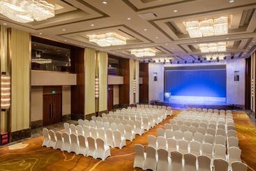 هتل Crowne Plaza Kunming City Centre By Ihg