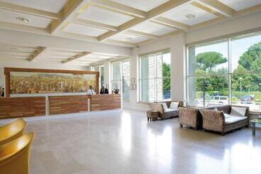 هتل Domus Pacis Assisi